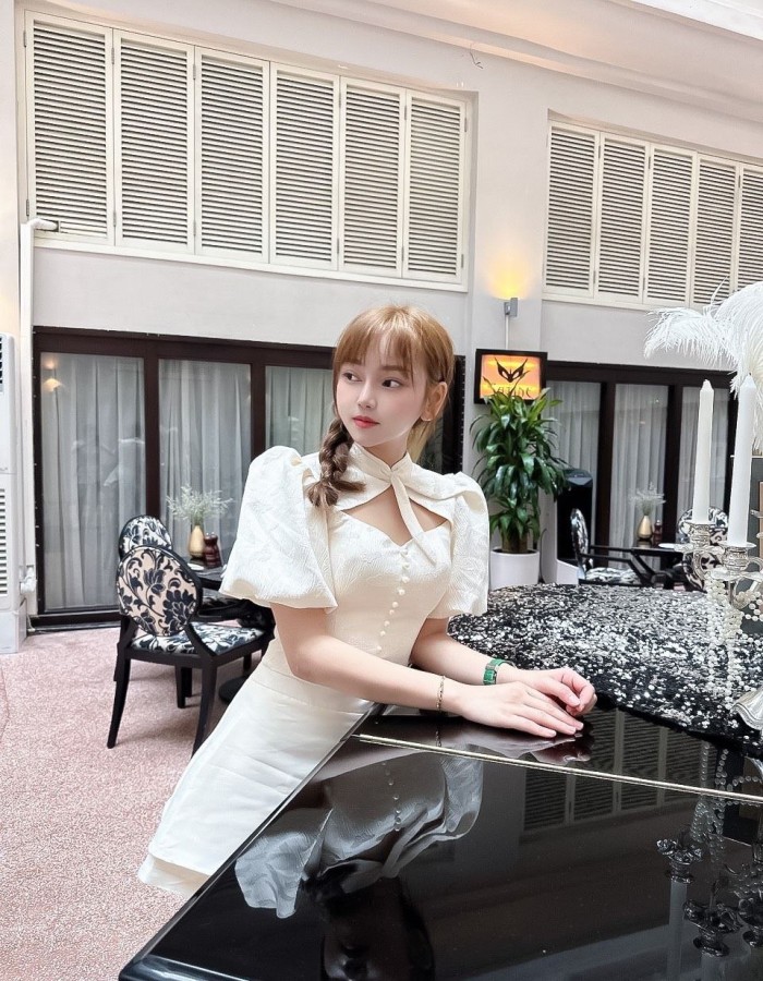 三亚老牛影院在线观看,高清电影大全